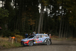 Thierry Neuville, Nicolas Gilsoul, Hyundai New i20 WRC, Hyundai Motorsport