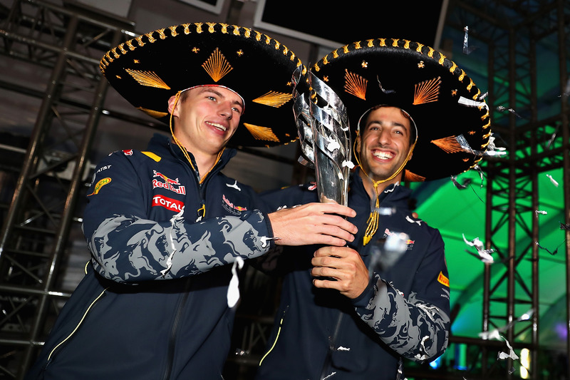 Podio: tercer lugar Daniel Ricciardo, Red Bull Racing con Max Verstappen, Red Bull Racing