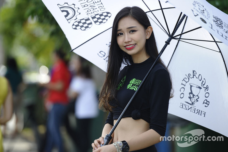 Grid girl