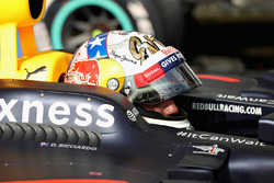 3rd place Daniel Ricciardo, Red Bull Racing RB12
