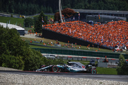 Lewis Hamilton, Mercedes-AMG F1 W09