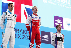 Podio: Ganador de la carrera Felix Rosenqvist, Mahindra Racing, segundo lugar Sébastien Buemi, Renau