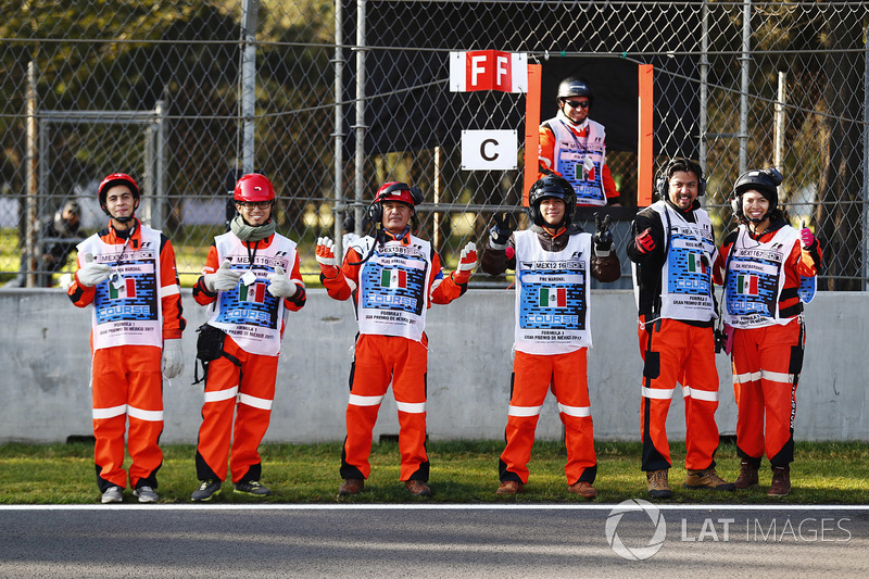 Mexican marshals pose before FP1