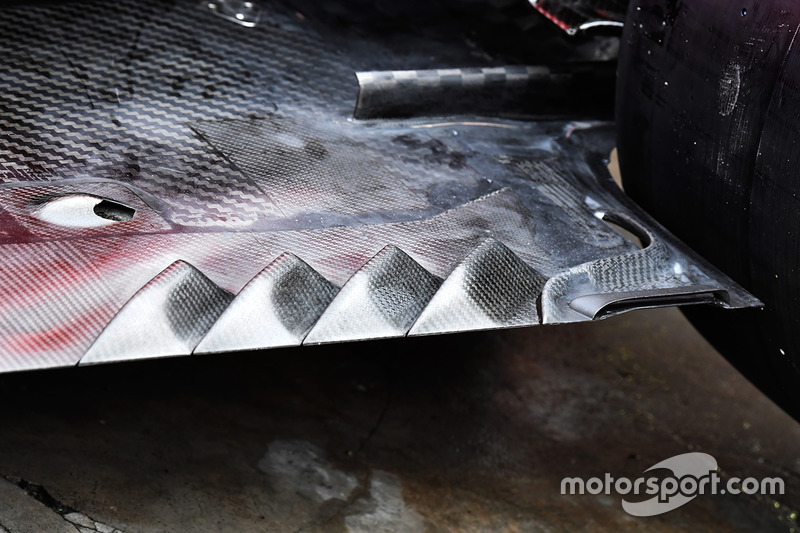 Ferrari SF70H rear floor detail