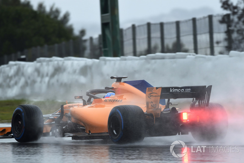 Fernando Alonso foi o único a fazer volta rápida e, oficialmente, foi o mais rápido do dia.