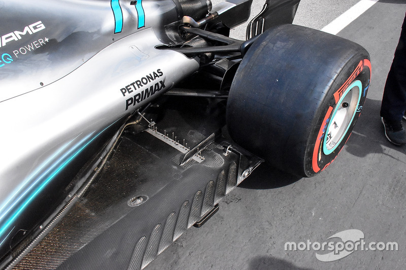 Детали задней части Mercedes F1 W09