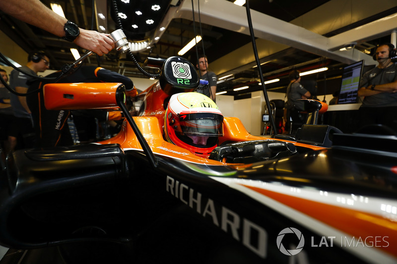 Oliver Turvey, McLaren MCL32