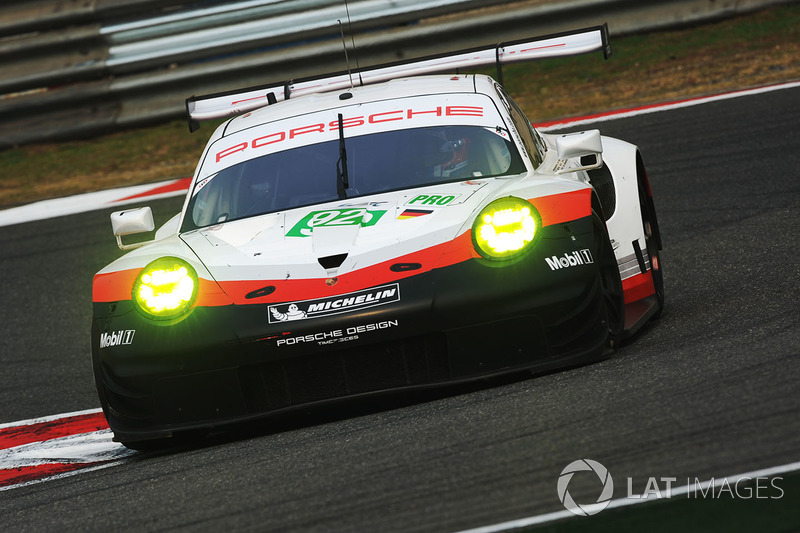 #92 Porsche GT Team Porsche 911 RSR: Michael Christensen, Kevin Estre