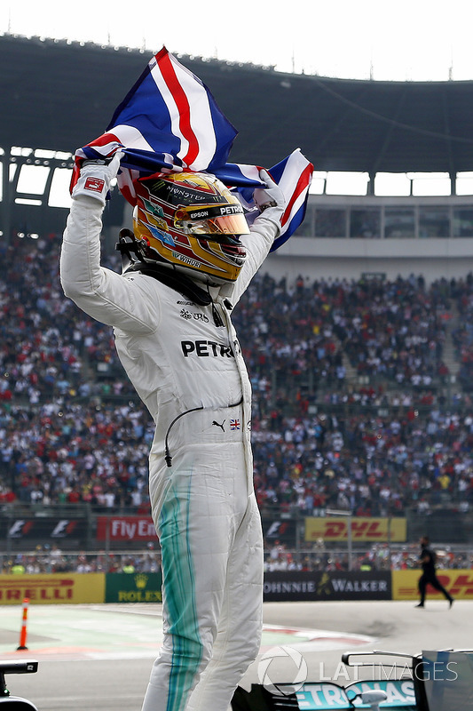 Il Campione del Mond 2017 Lewis Hamilton
