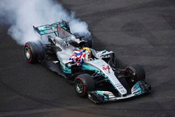 2017 World Champion Lewis Hamilton, Mercedes AMG F1