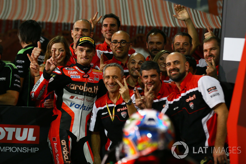 Chaz Davies, Ducati Team in Parc Ferme