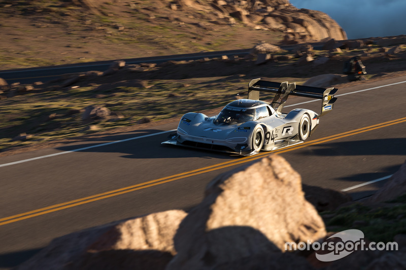 #94 Romain Dumas, Volkswagen I.D. R Pikes Peak