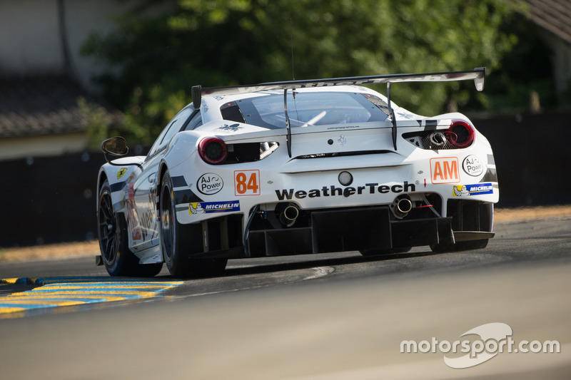 #84 JMW Motorsport Ferrari 488 GTE: Liam Griffin, Cooper MacNeil, Jeff Segal