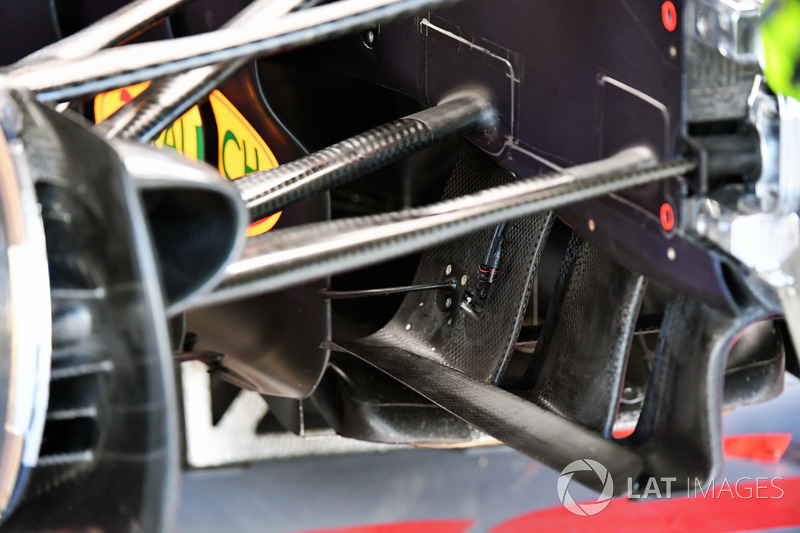 Red Bull Racing RB14 front suspension detail