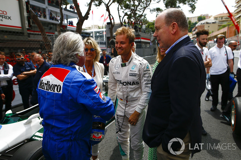 Keke y Nico Rosberg con el Príncipe Alberto de Mónaco