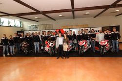 Foto di gruppo del Barni Racing team