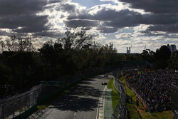 Кімі Райкконен, Ferrari SF71H, Даніель Ріккардо, Red Bull Racing RB14 Tag Heuer