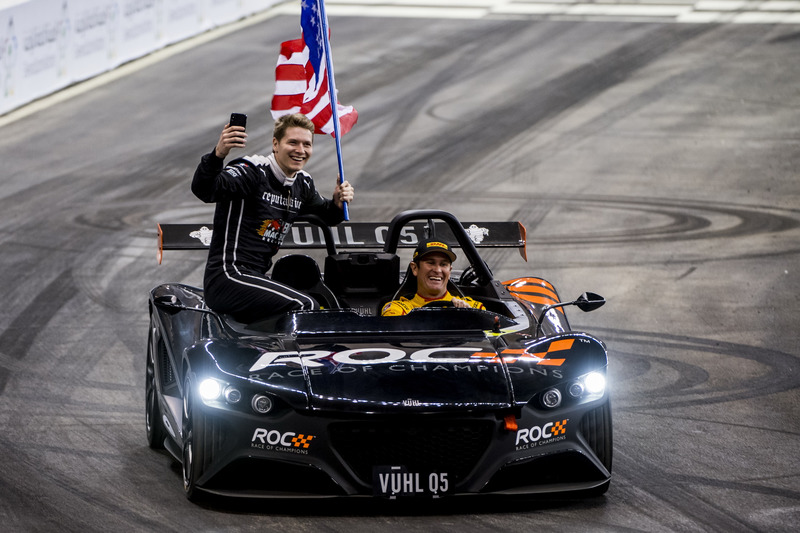 Josef Newgarden and Ryan Hunter-Reay of Team USA