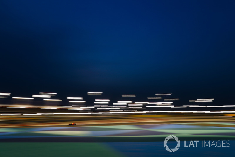 Max Verstappen, Red Bull Racing RB14 Tag Heuer