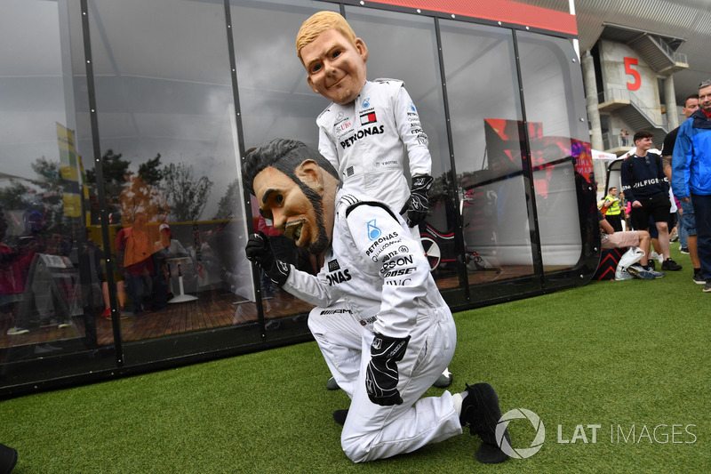 Lewis Hamilton, Mercedes-AMG F1 caricature and Valtteri Bottas, Mercedes-AMG F1 caricature