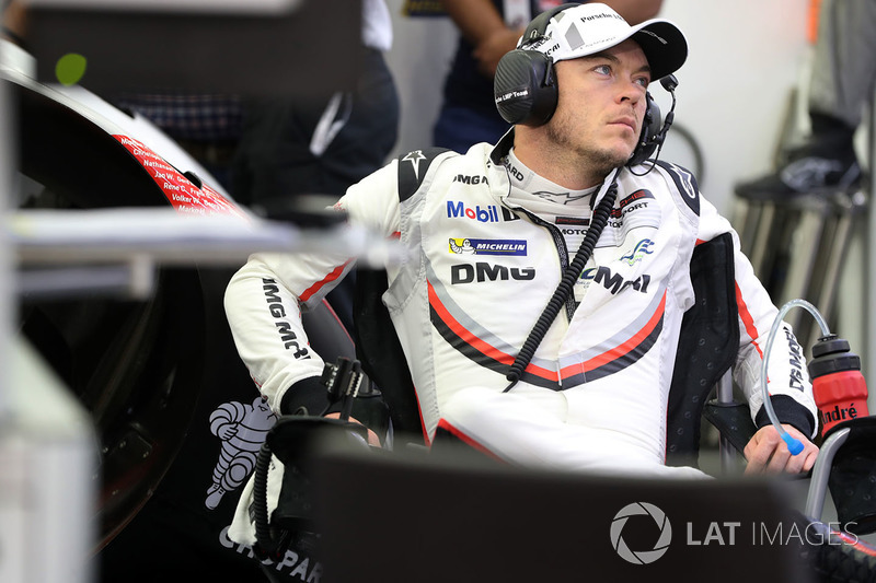 #1 Porsche Team Porsche 919 Hybrid: Andre Lotterer