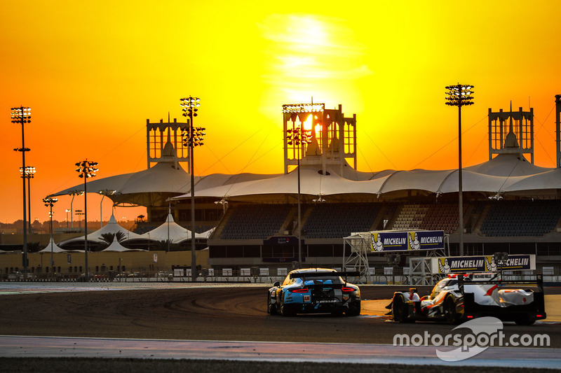 #77 Dempsey-Proton Racing Porsche 911 RSR: Christian Ried, Matteo Cairoli, Marvin Dienst