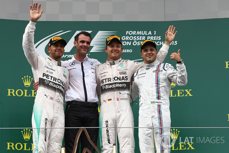 Massa anotou mais dois pódios em 2015 e se destacou no GP da Grã-Bretanha, quando liderou a primeira fase da prova. Acabou o campeonato em sexto, logo atrás do parceiro, Valtteri Bottas.