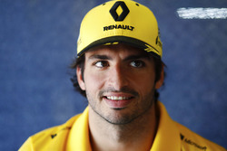 Carlos Sainz Jr., Renault Sport F1 Team