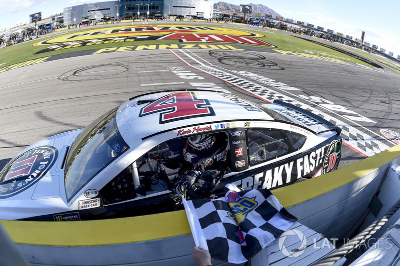Pemenang balapan, Kevin Harvick, Stewart-Haas Racing, Ford