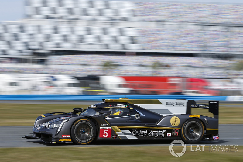 #5 Action Express Racing Cadillac DPi, P: Joao Barbosa, Christian Fittipaldi, Filipe Albuquerque