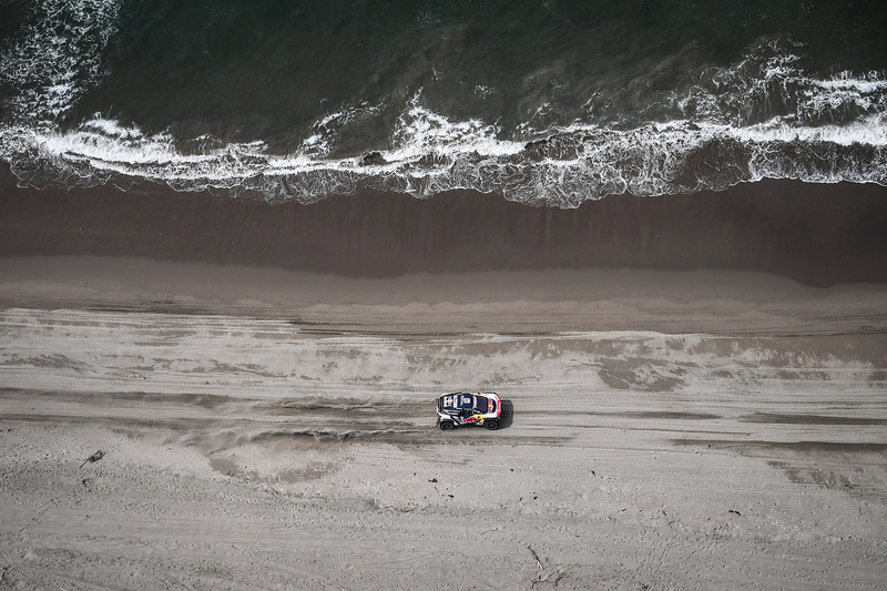 #303 Peugeot Sport Peugeot 3008 DKR: Carlos Sainz, Lucas Cruz