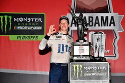 Race winner Brad Keselowski, Team Penske Ford