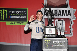 Race winner Brad Keselowski, Team Penske Ford
