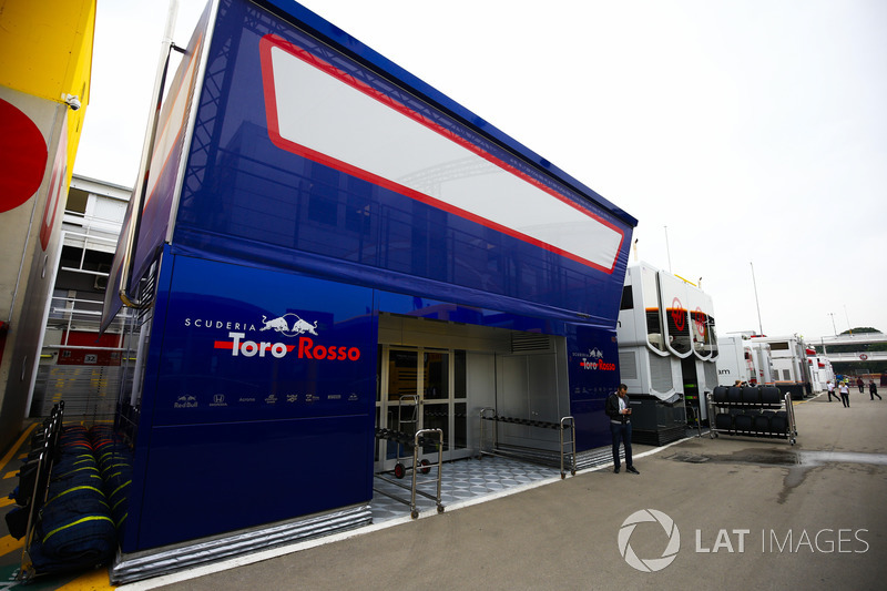 La autocaravana Toro Rosso