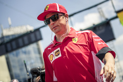 Kimi Raikkonen, Ferrari on the drivers parade
