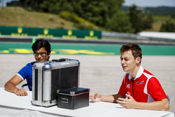Arjun Maini, Trident, Louis Deletraz, Charouz Racing System