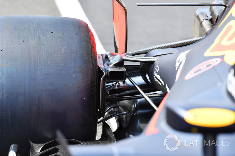 Red Bull Racing RB14 rear brake duct detail