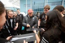 Niki Lauda, Non-Executive Chairman, Mercedes AMG F1 with team members