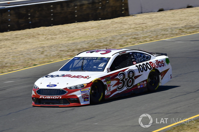 28. David Ragan, Front Row Motorsports, Ford Fusion 1000Bulbs.Com