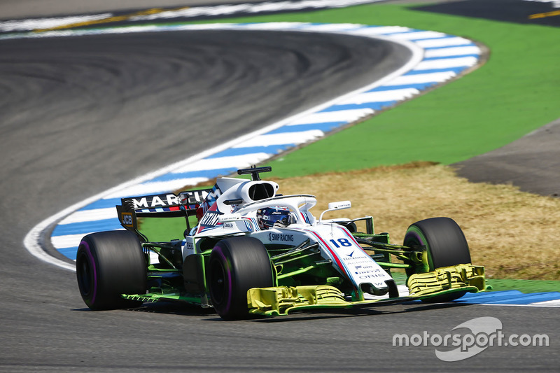 Lance Stroll, Williams FW41, with a large amount of Flo-viz paint applied