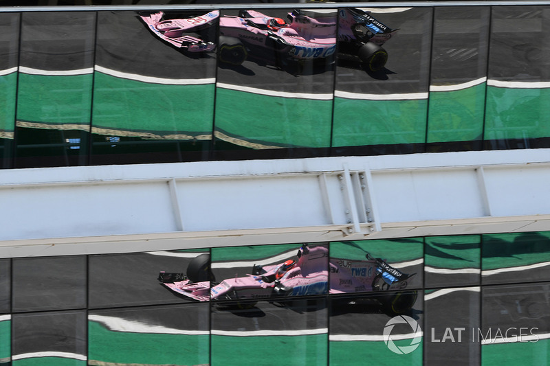 George Russell, Sahara Force India VJM10 reflejo