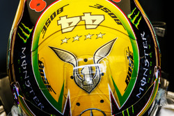 Il casco di Lewis Hamilton, Mercedes AMG F1, che celebra il suo quarto titolo mondiale