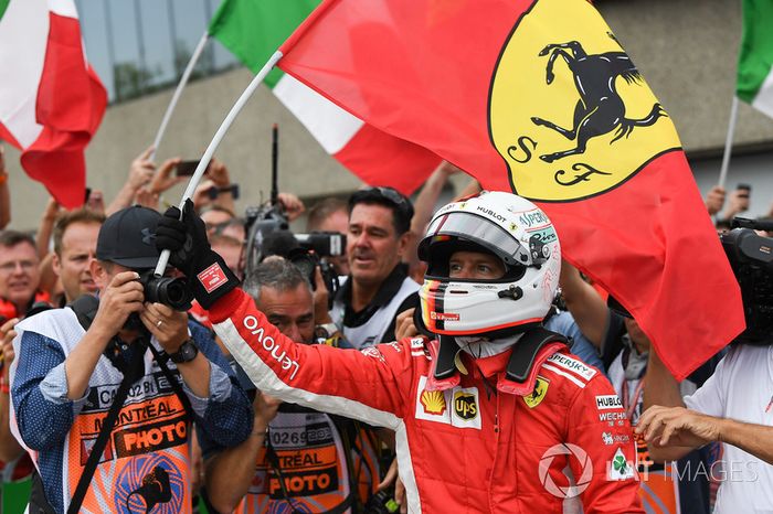 El ganador del GP de Canadá, Sebastian Vettel, Ferrari celebra en parc ferme