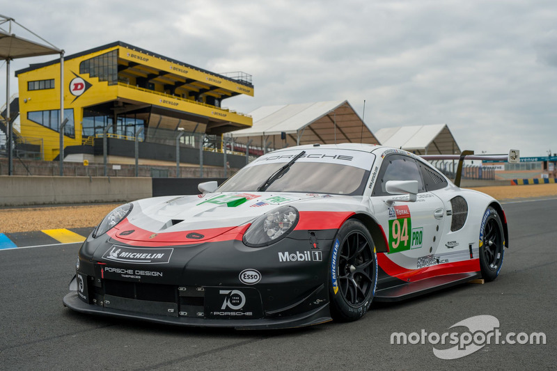 #94 Porsche GT Team Porsche 911 RSR