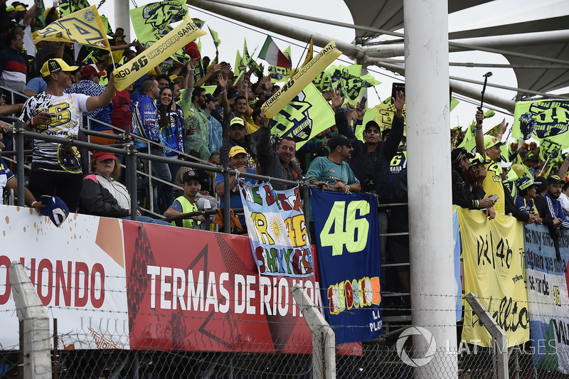 Valentino Rossi, Yamaha Factory Racing fans