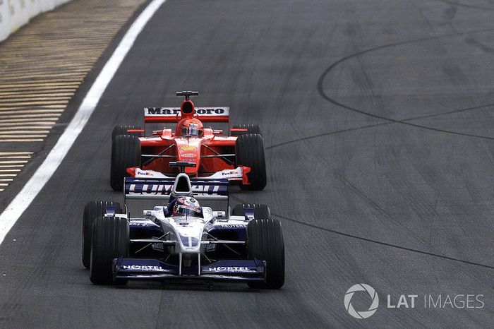 Juan Pablo Montoya, BMW Williams FW23, Michael Schumacher, Ferrari F1 2001