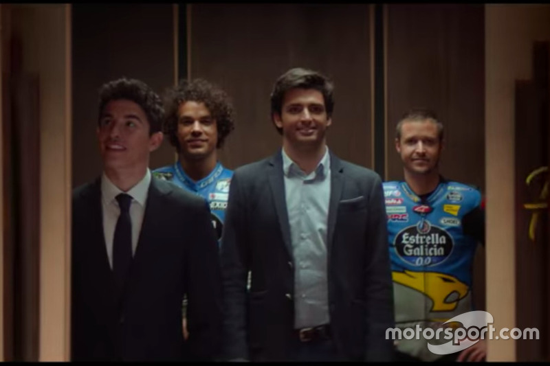 Marc Márquez, Carlos Sainz, Thomas Luthi y Franco Morbidelli en el ascensor de los sueños