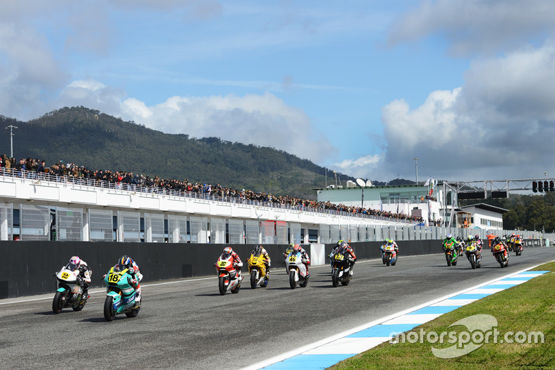 Aksi start CEV Moto2