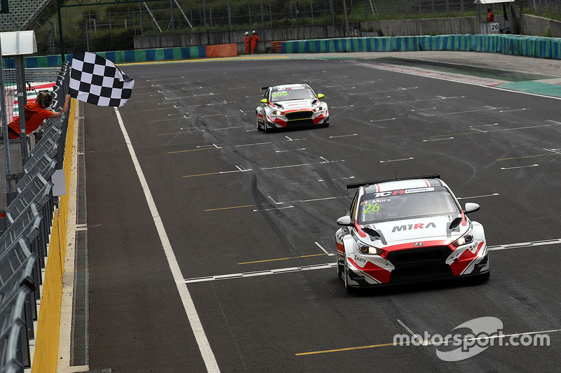 Francisco Mora, M1RA Hyundai i30 N TCR