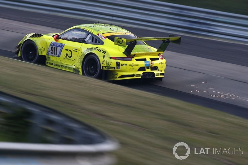 #911 Manthey Racing Porsche 911 GT3 R: Kevin Estre, Romain Dumas, Laurens Vanthoor, Earl Bamber